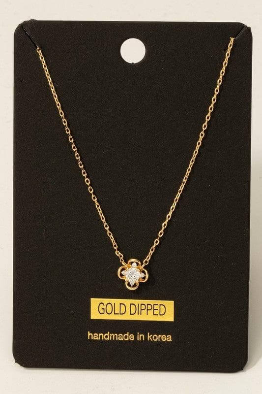 Cluster Clover Necklace in Gold