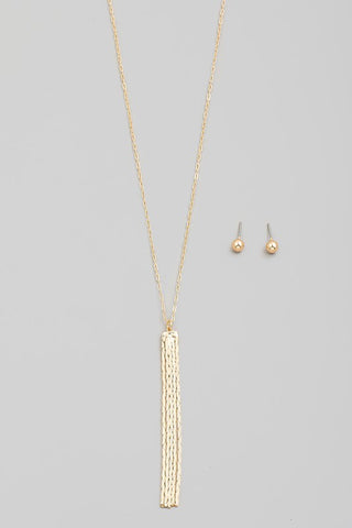 Long Chain Tassel Pendant Necklace in Gold