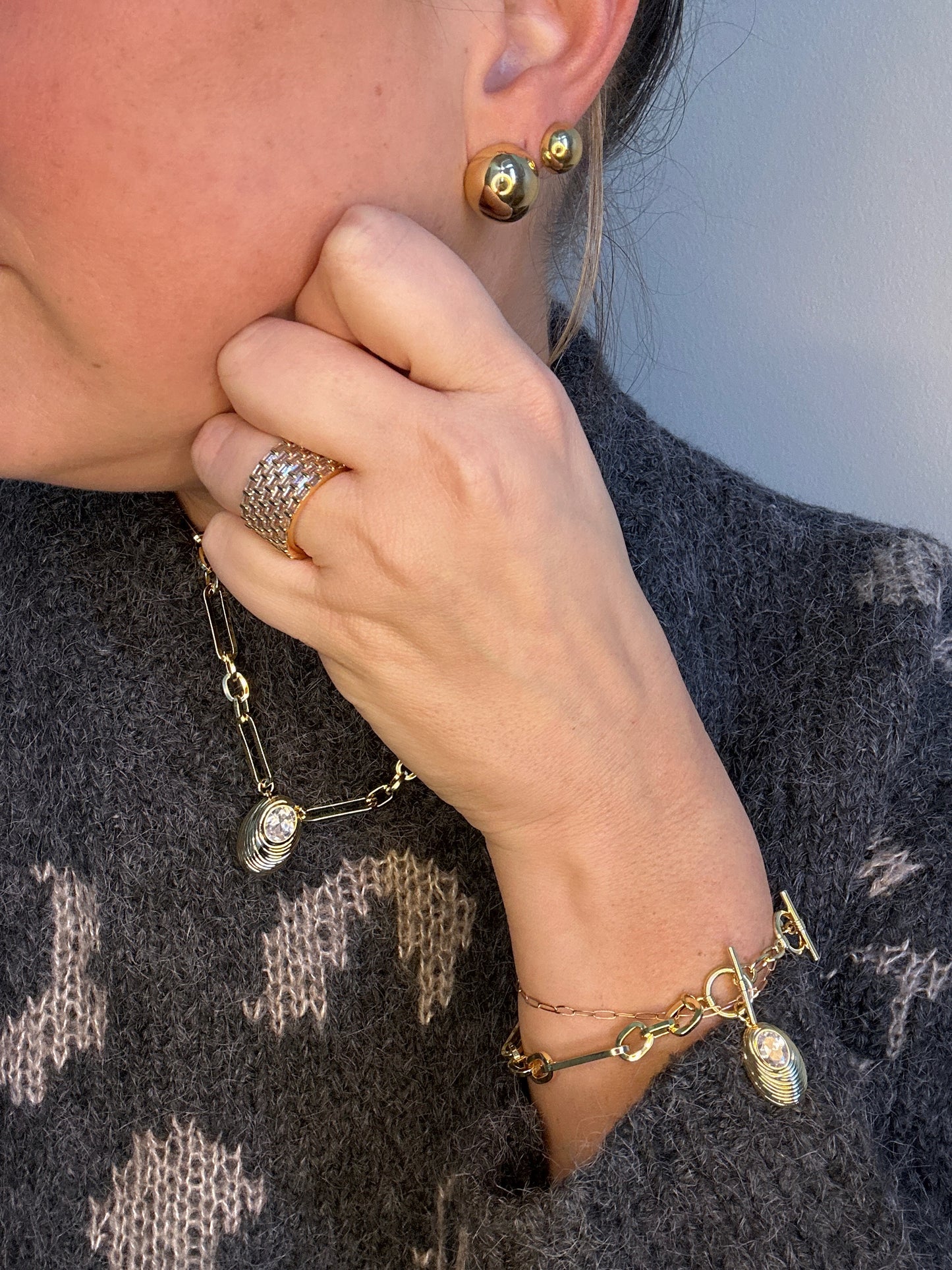 Diamond Shell Gold Bracelet