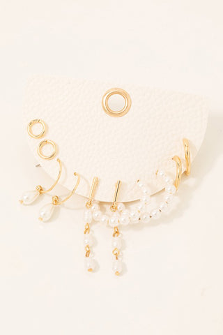 Set of 5 Pearl Earrings in Gold