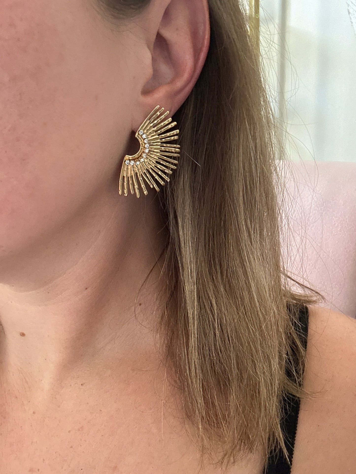 Fanning in Gold Earrings