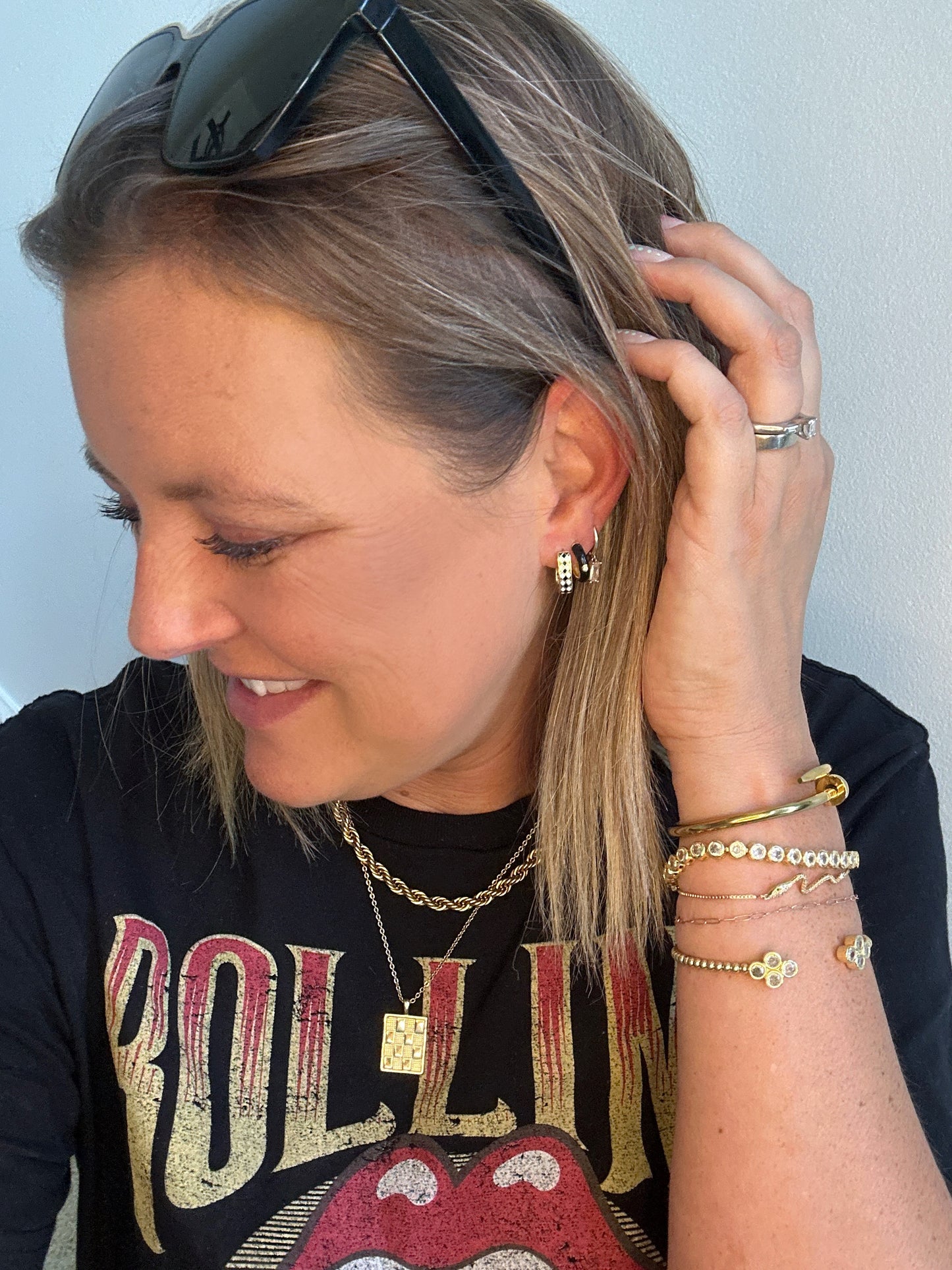 Black White Reversible Huggies