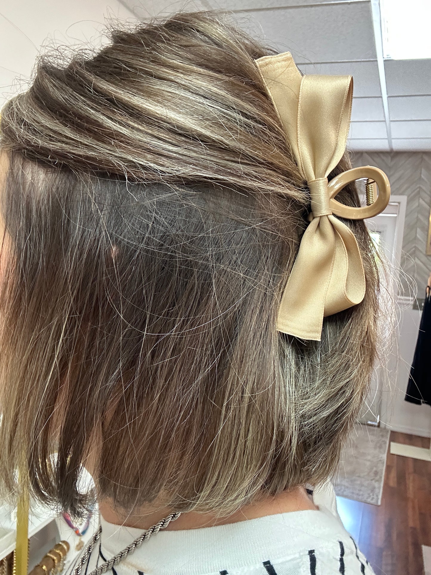 Beige Bow Hair Clip
