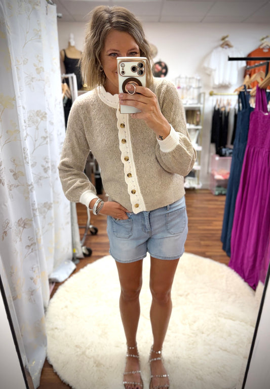 Scallop Trim Cardigan
