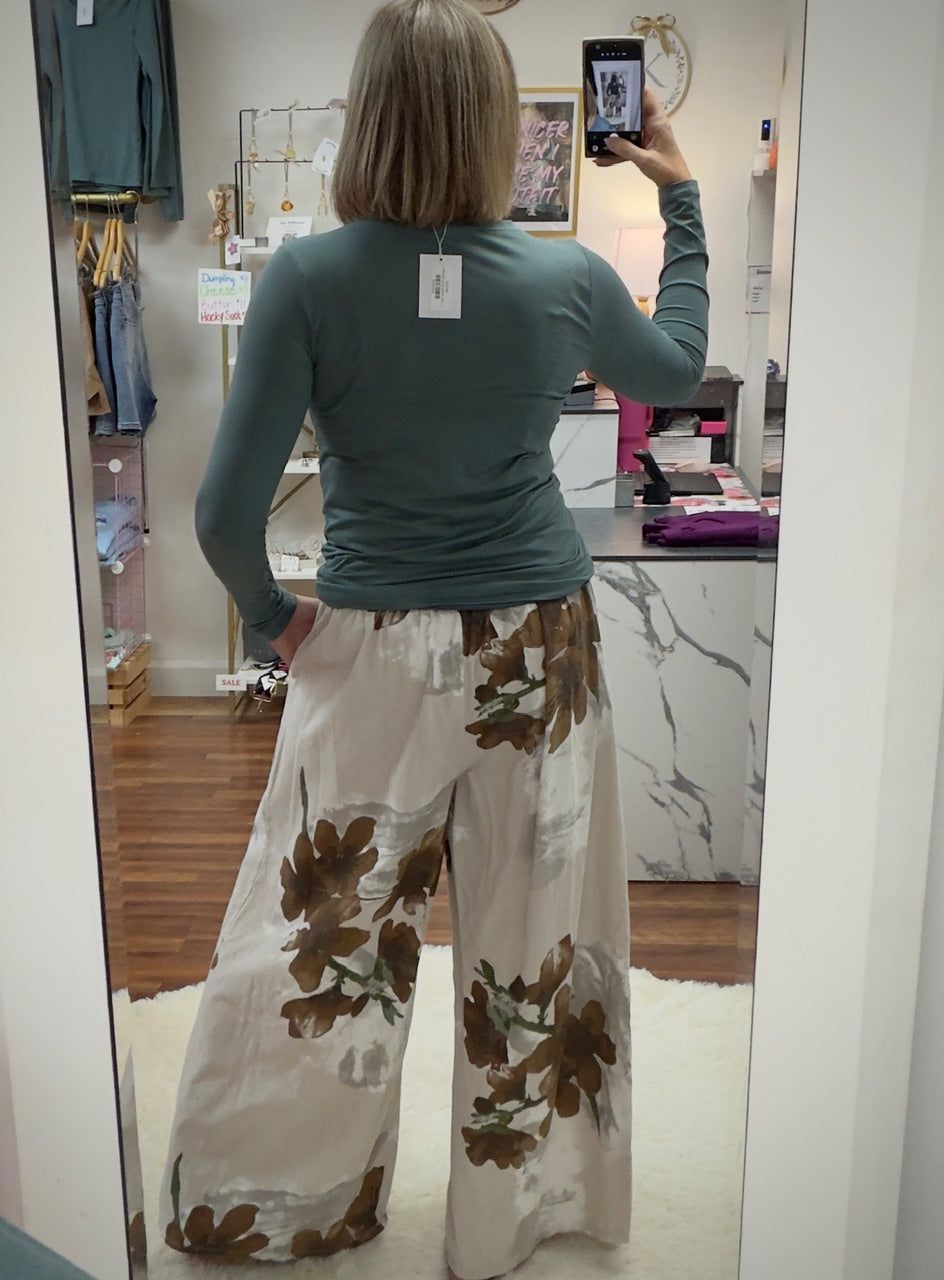Flower Wide Leg Pant