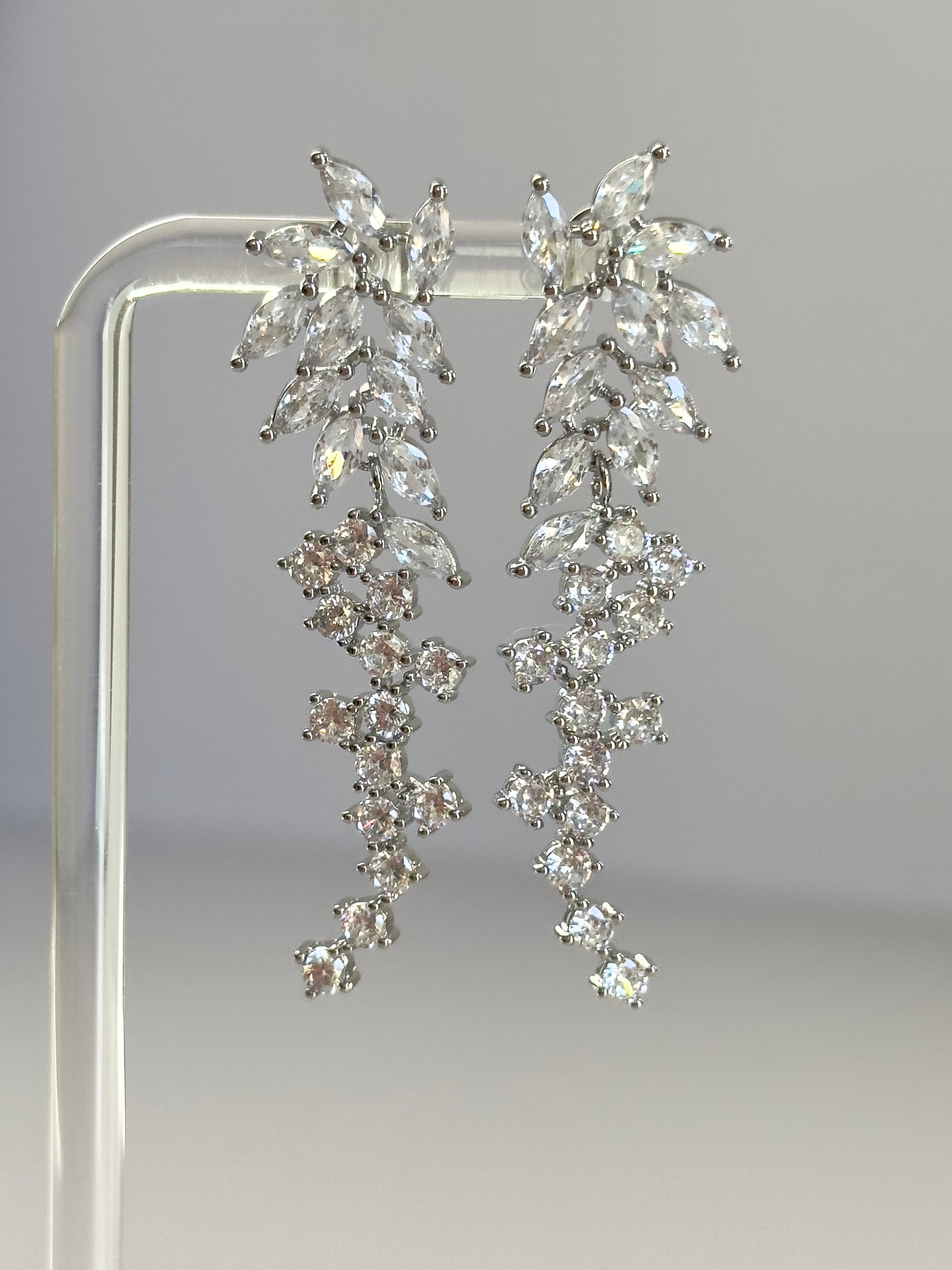 Violetta Earring