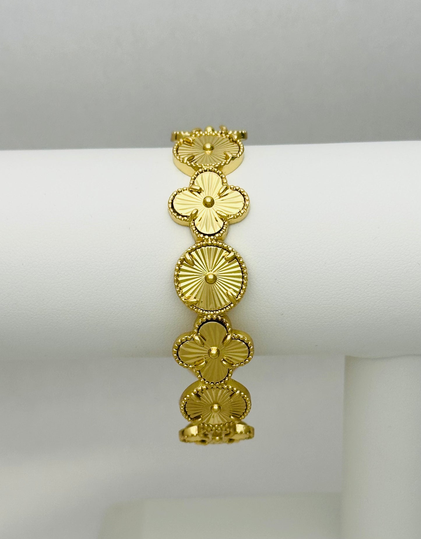 Clover Cuff