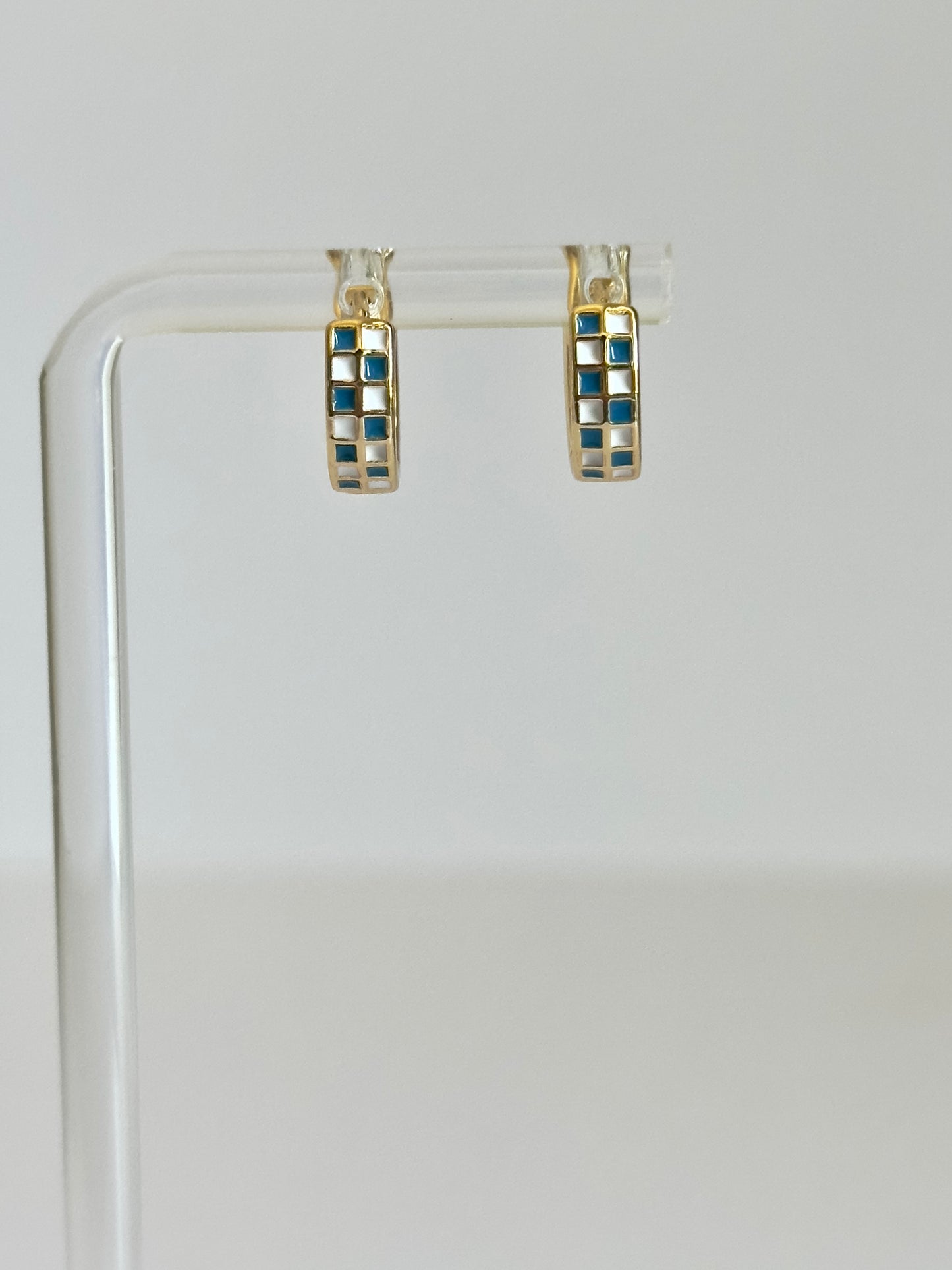 Blue White Checkered Huggie