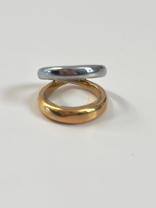 2 Tone X Ring
