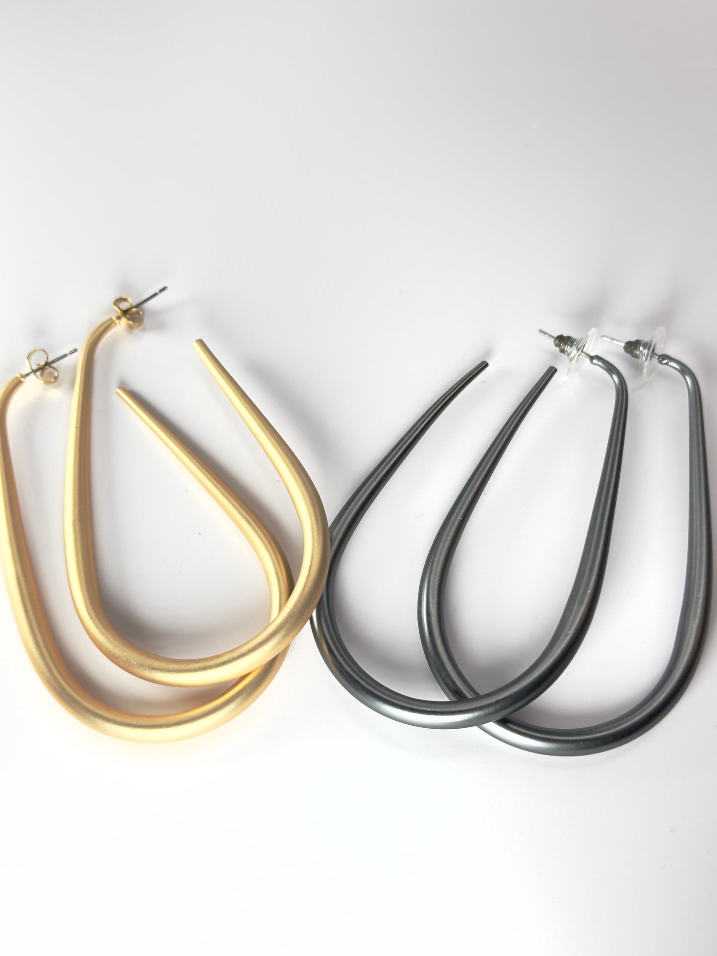 Harlow Gunmetal Matte Hoop