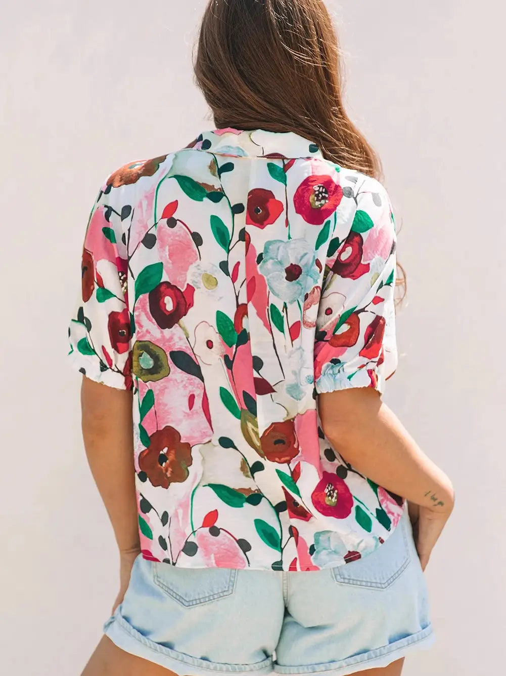 Vibrant Floral Slit V Neck Short Sleeve Top