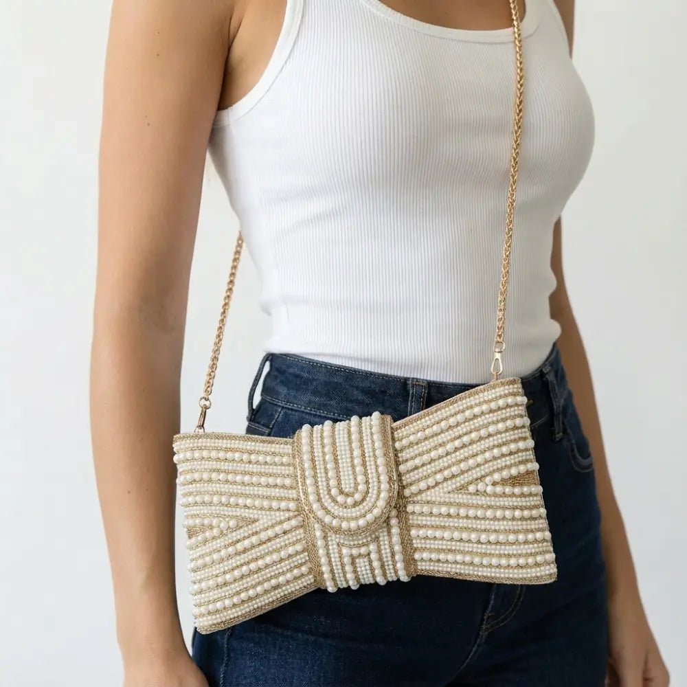 Pearl Bow Clutch